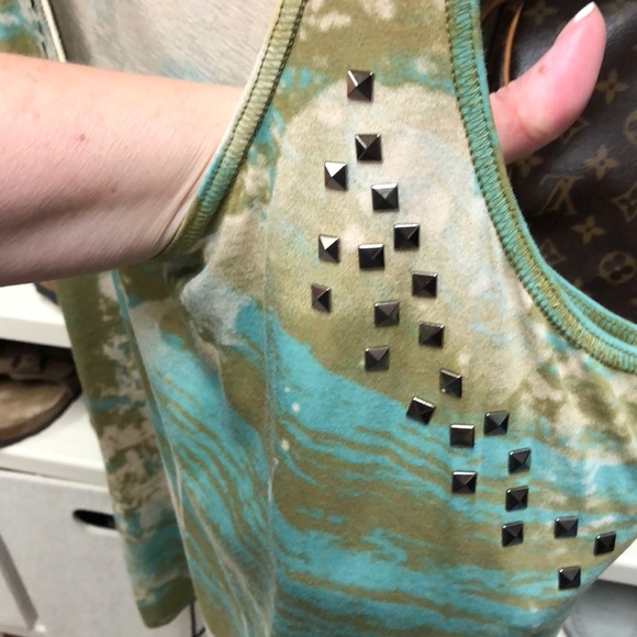 Rock & Republic studded tank top - Picture 3 of 4